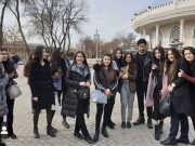 عاصفة نسائية تُحاصر بوراك أوزجفيت في أوزبكستان