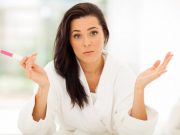 كيف أعرف أنني حامل من لون البول؟