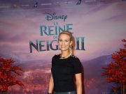 Camille Lacourt pose sur le tapis rouge avec sa “reine”, sa chérie Alice