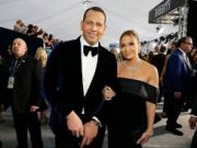 Jennifer Lopez et Alex Rodriguez se marieront cet été… et inviteront leurs ex