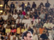 حسام حسني يشعل المسرح الروماني.. ونجوم التسعينات يعيدون ذكريات الزمن الجميل